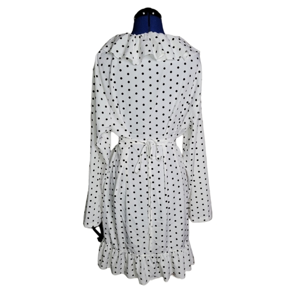 Plus Polka Dot Wrap Dress - Picture 4 of 6